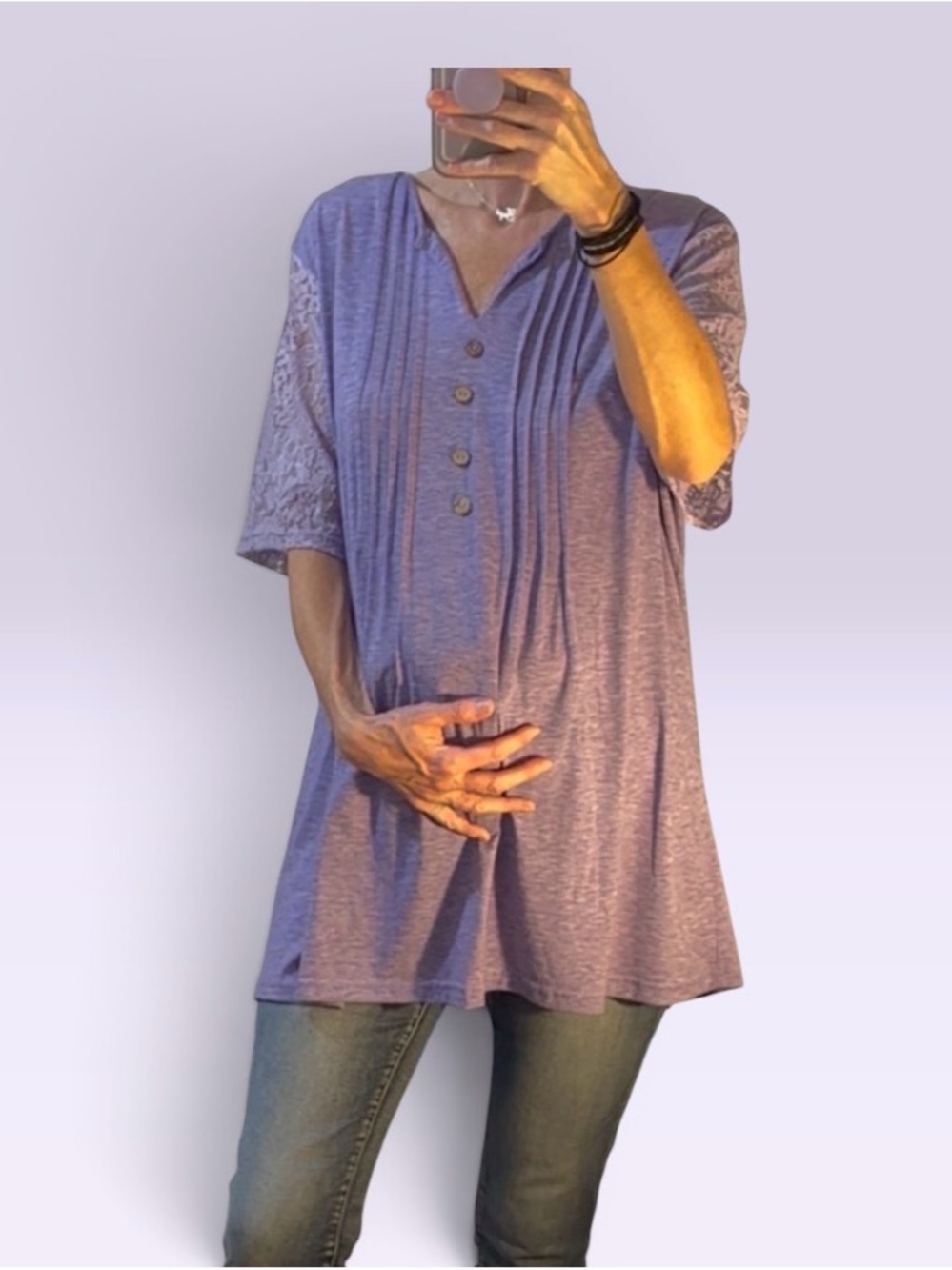 Womenโs maternity Lavender Button-Front Tunic Top